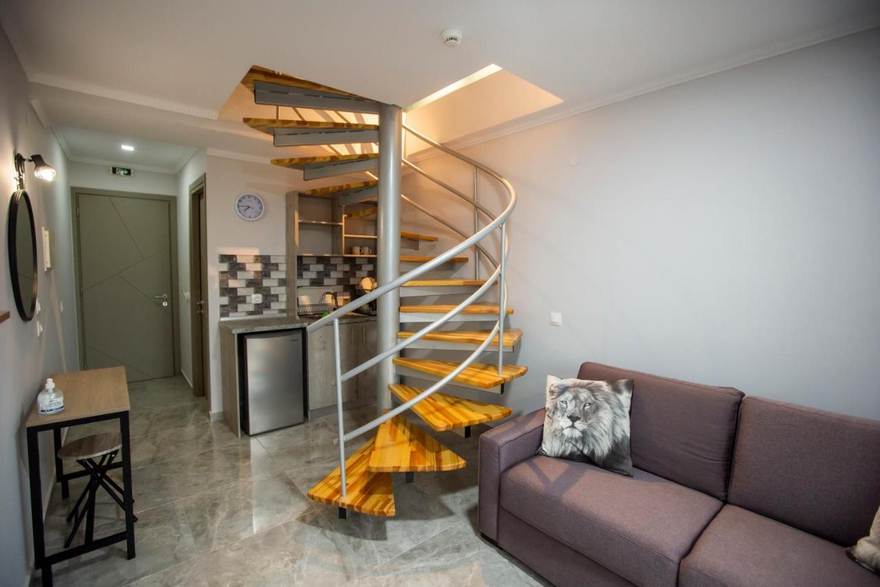 Artemida Suites Ханиоти Экстерьер фото