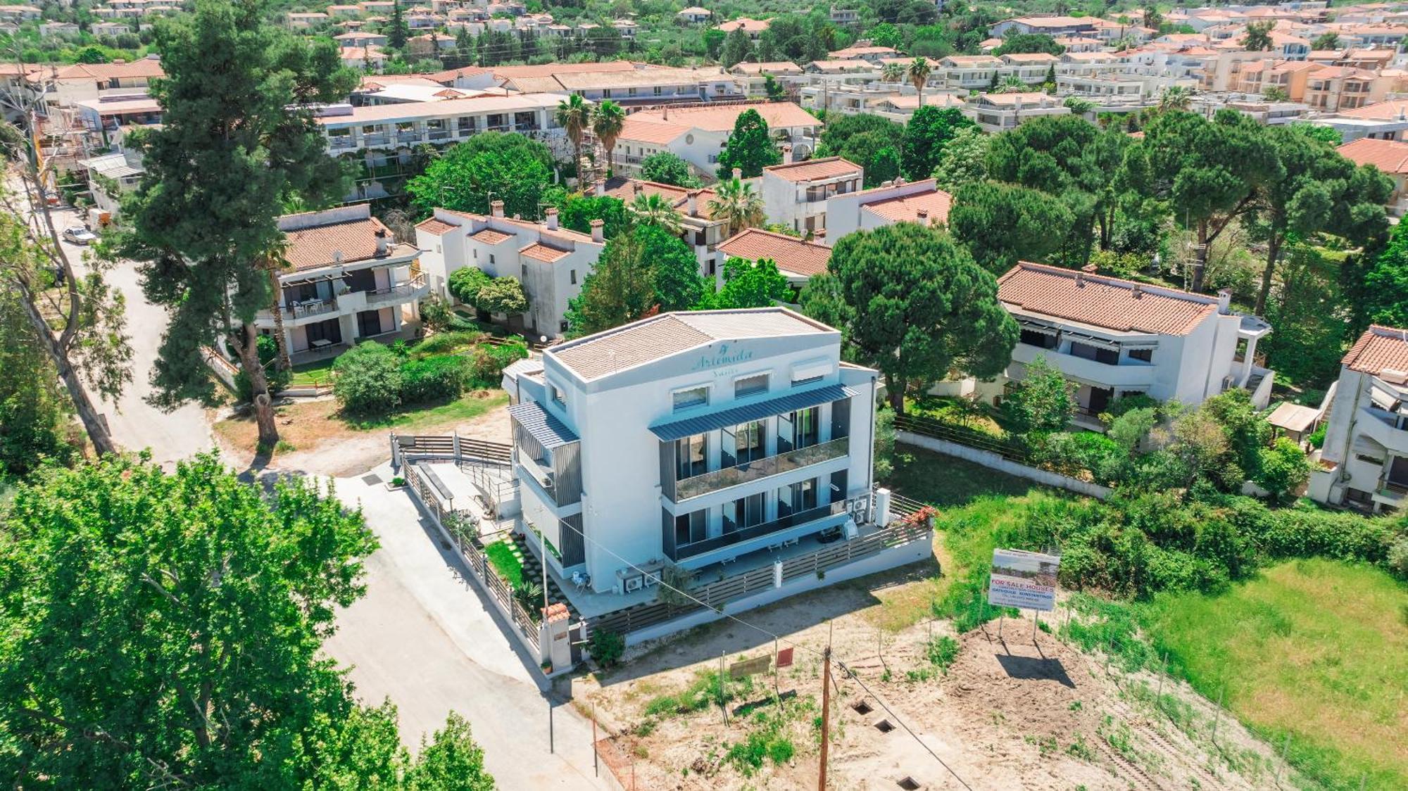 Artemida Suites Ханиоти Экстерьер фото